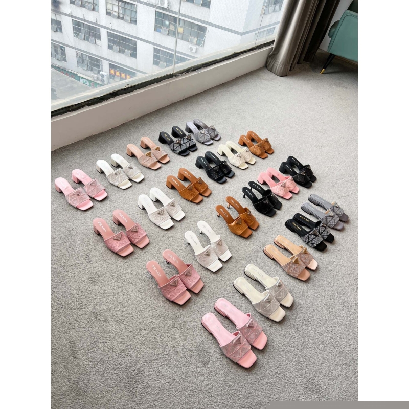 Pra*a slippers